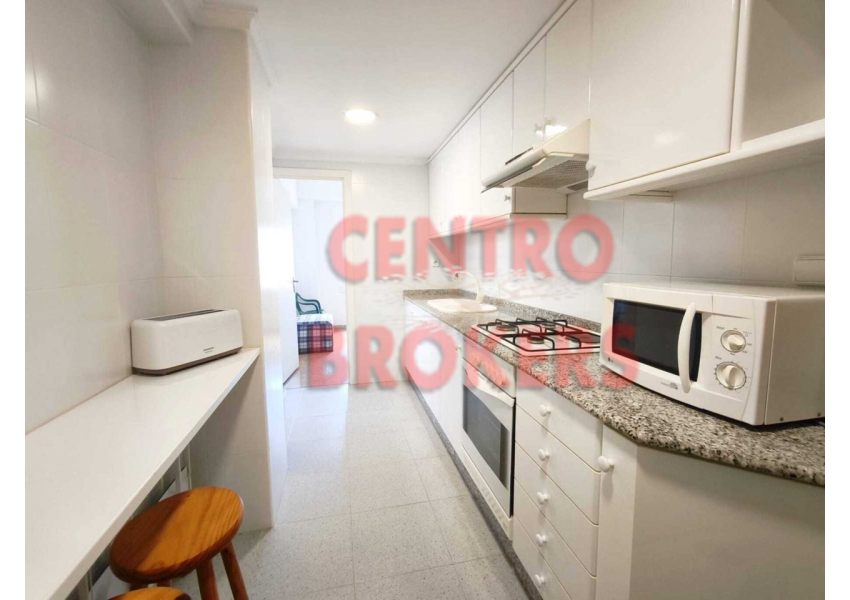 Duży apartament z basenem z widokiem na morze w Cullera
